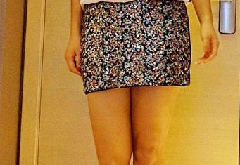 3Agirl女郎 – 图集中的每一张，似乎都在说芳芳的玉体芬芳在哪里。