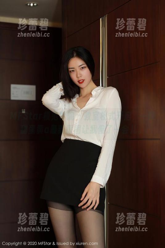 MFStar模范学院 - 教室模式开启，一颗甜蛋黄a最新原图让我傻了一会儿。