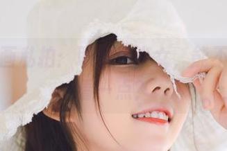 喵糖映画私拍：职业装少女，能不能再耐看一点？