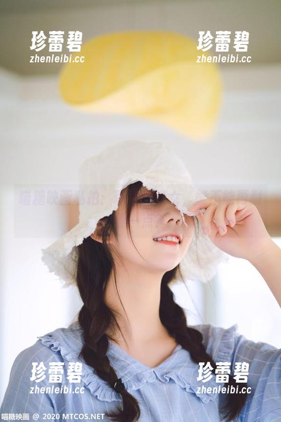 喵糖映画私拍：职业装少女，能不能再耐看一点？