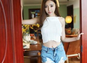 MyGirl美媛馆 – 换个角度：Abby王乔恩写真合集，不同姿势的美足别有一番风味。