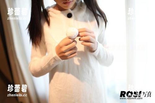 ROSI写真 ROSI的死库水原图壁纸,一秒钟被萌到,只想拿来做手机桌面。