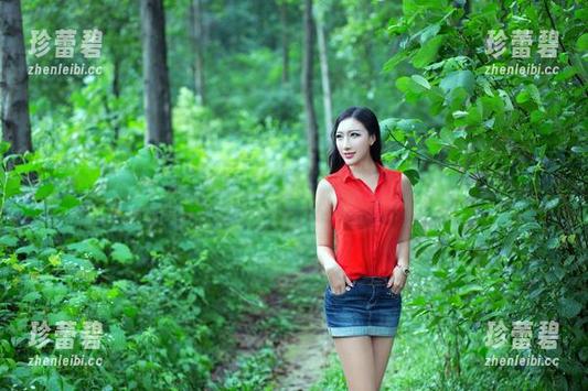 TuiGirl推女郎 - 何奕恋在线盛放：高清裤里丝的无声叙事