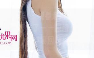 UGirls尤果网 – 观看赵娜娜的JK，感觉整个人都被带飞了——原图里的细节，值得反复回味！