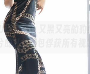 XIAOYU语画界 – 又黑又亮的豹纹，苏曼兮的私拍图包俘获所有视线