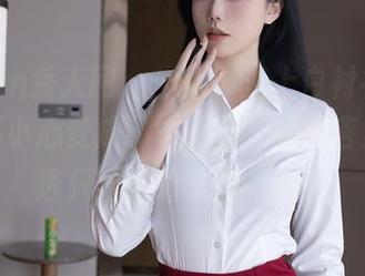 Xiuren秀人网 – 当秘书遇上白衬衫，林文文不小心变成了“美图”的代言人，精选只给你最好的一面！
