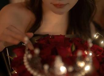 Xiuren秀人网 – 梦然同学的户外新作：美图更新到我想直接搬进那画里面！