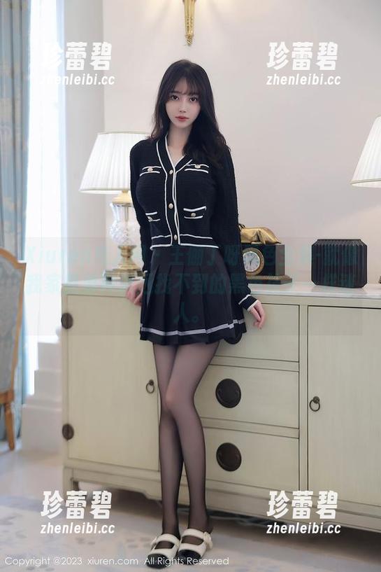 Xiuren秀人网 - 王俪丁呀黑色全集-就像我家里那种永远找不到的黑色袜子一样迷人。