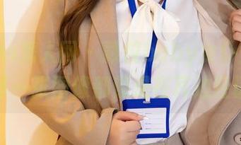 Xiuren秀人网 – 颖仪baby女仆系列：每一张图像都像是在耳边轻语