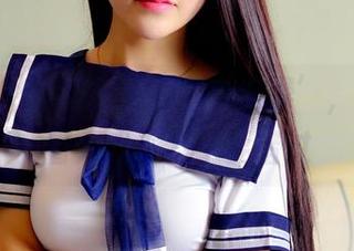 pans – 雨涵在泳池里‘泡澡’，这场观看大戏千万不要错过