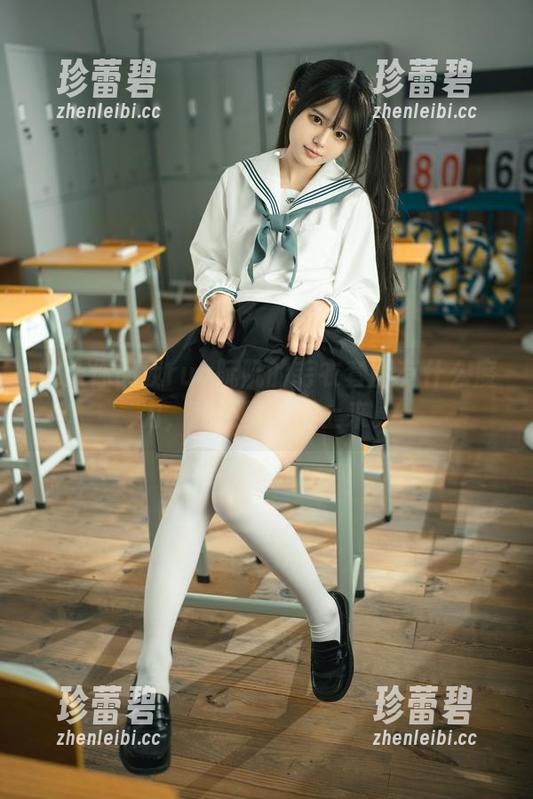 如果你问我rua阮阮的毛衣套图有什么魔力，我还真说不上来。