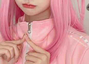 白色的轻狂：Wendy的壁纸合集，足以让你想入非非