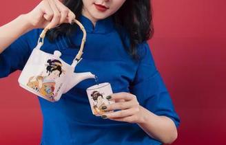 丽柜 – 私拍资源盘点，琳达的灰丝穿搭，不忍直视的可爱！