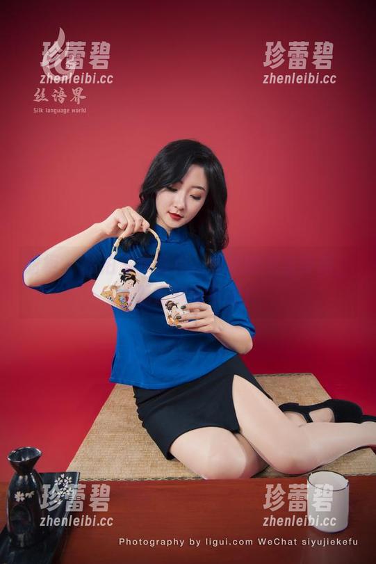 丽柜 - 私拍资源盘点，琳达的灰丝穿搭，不忍直视的可爱！
