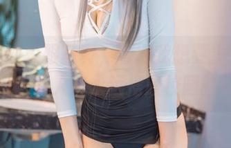 冬马路纱校服写真，看得我想要重返学生时代，哪有人能永远摆脱校园的阴影。