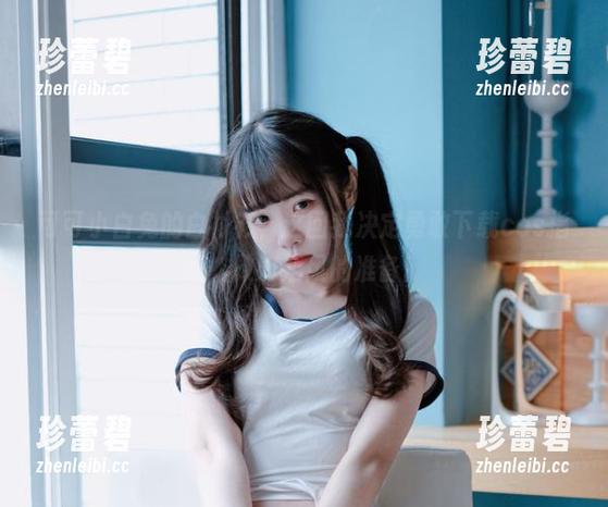 可可小白兔的白衬衫，这回我决定勇敢下载cos指南，做好挡风的准备！