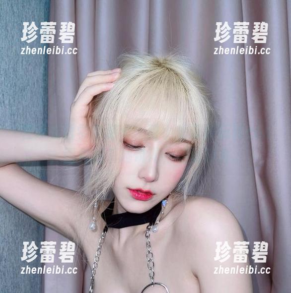 在泳衣哲学中游弋，啾小妍带你玩转cos，图包越看越饥渴，难以割舍...