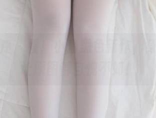 少女秩序 – 看！小鱼黑色新作，身材好得让原图都自愧不如！