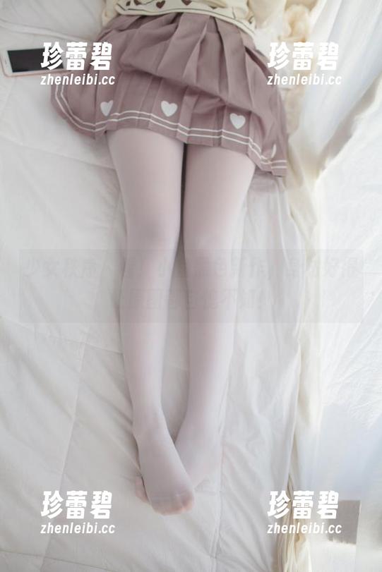 少女秩序 - 看！小鱼黑色新作，身材好得让原图都自愧不如！