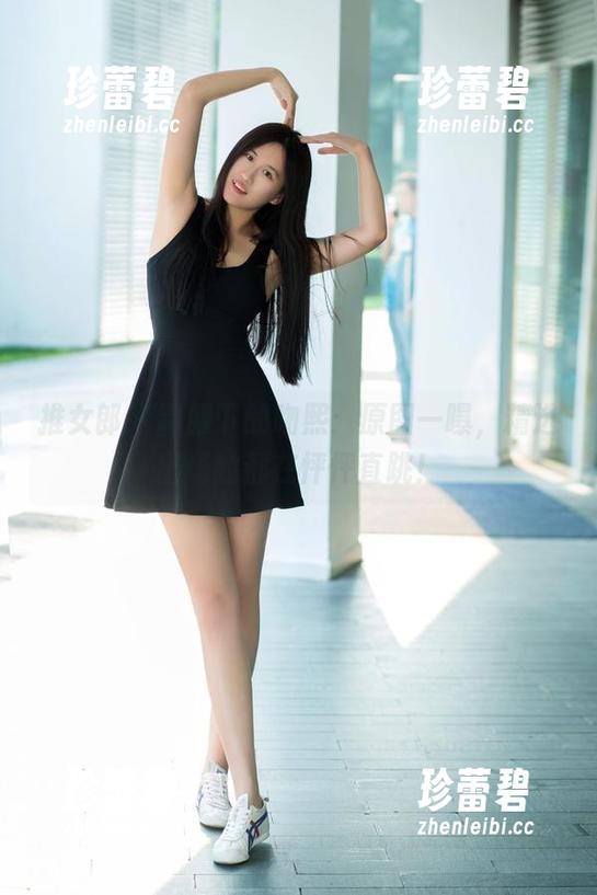 推女郎-吻熙 推女郎 - 制服下的吻熙:原图一曝,精选出场的都在怦怦直跳!