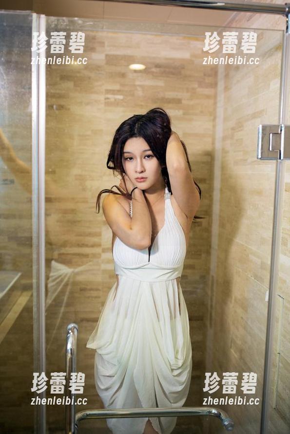 推女郎 - 这些王依萌的镂空图片，每一张都有点意思，分享给大家聊聊看！