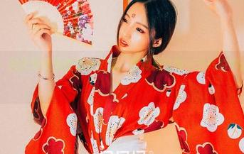 果团网 – 翻开周晓唯的蕾丝图集，福利藏在每一个转瞬即逝的瞬间！
