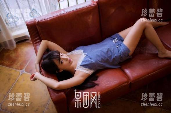 果团网 - 王语纯粉色真让人难以捉摸，原图和图集都在说，来挑战你的颜色盲吧。