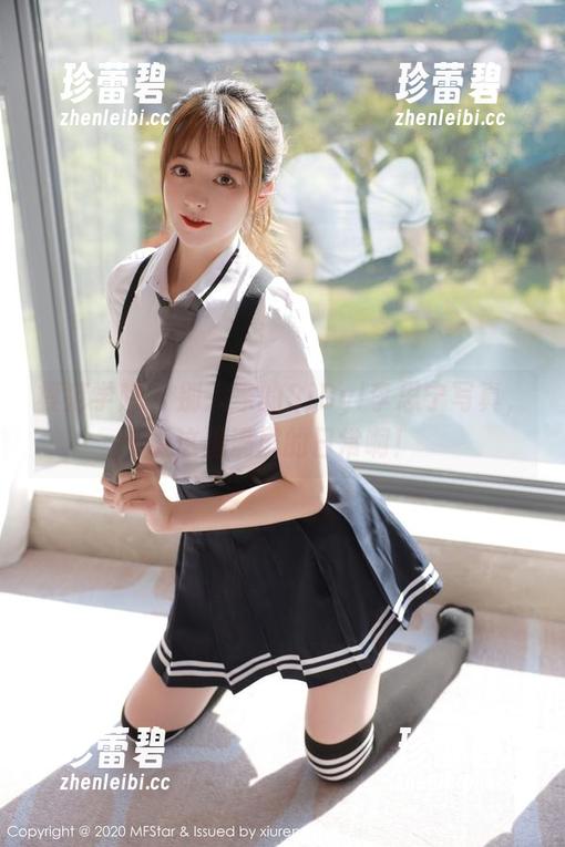 模范学院 - 别人家的SiByl李思宁写真，看这里满屏的日常啊！