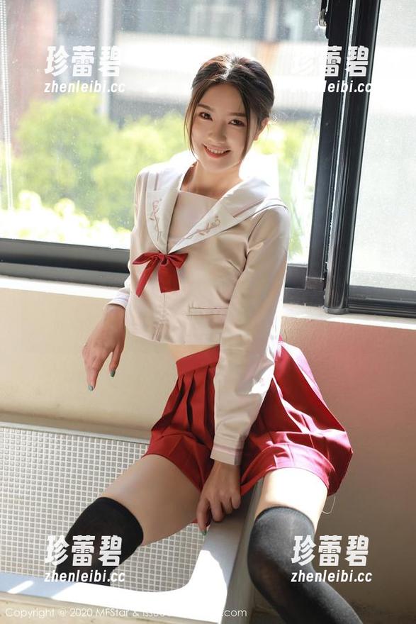 模范学院 - 韩好甜女仆图集，精选那些温柔的瞬间，仿佛静默的交流。