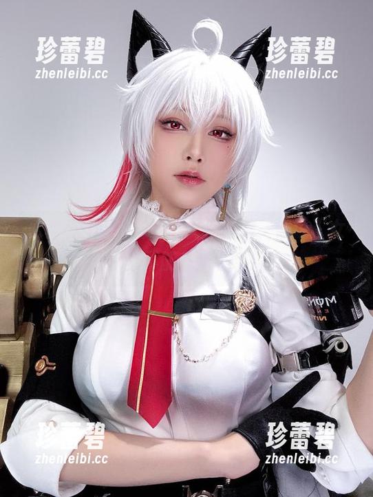 水淼aqua强势更新女仆图集，谁说“女仆”就不能是段子手呢？