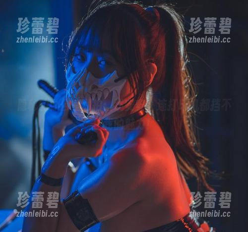 隐秘的办公室私拍：浅安安，连打印机都挡不住我的魅力！