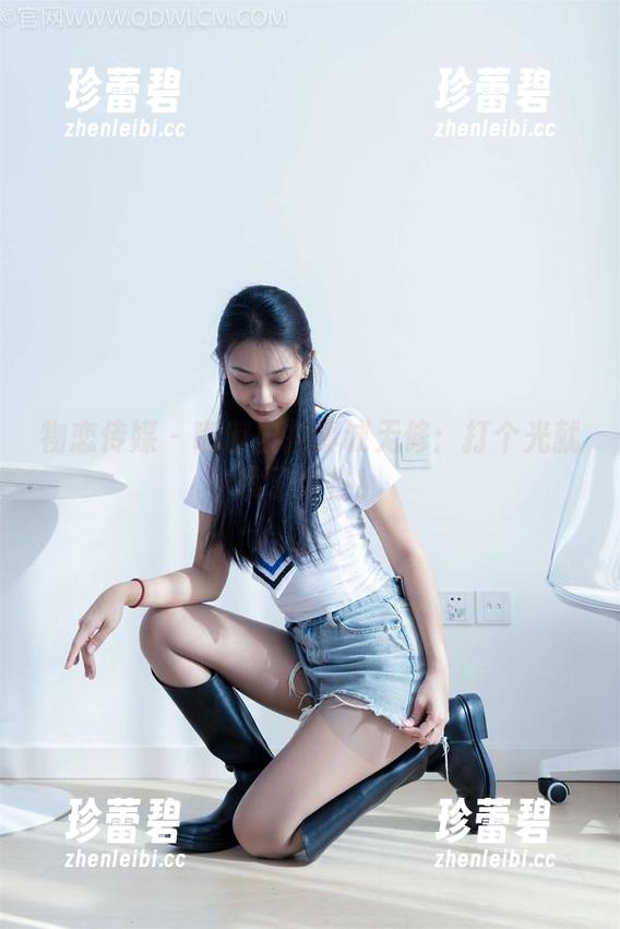 物恋传媒 - 嘟嘟自拍真诚无修：打个光就没了个性！