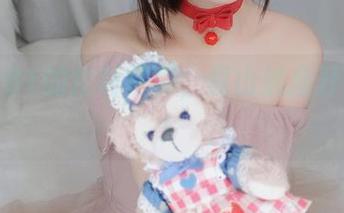 看白银81的定制写真，黑山魅魔开始颤动！