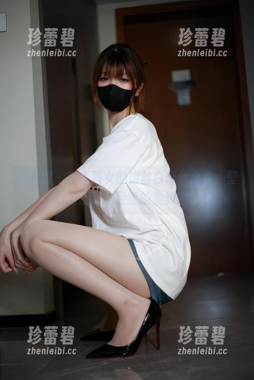 微密圈 - 白龙猫女的肉丝白蕾丝合集，壁纸里泛着不经意的柔和啦。