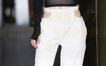 秀人网 – 奈奈Fox和服图包来了，记得备用发电脊椎的美图，可能会看得目不转睛哦！