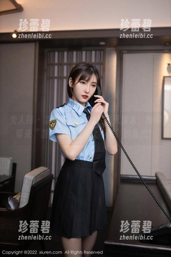 秀人网 - 奈汐酱nice的私拍死库水，给你带来“游泳圈未必与众不同”的焦虑！