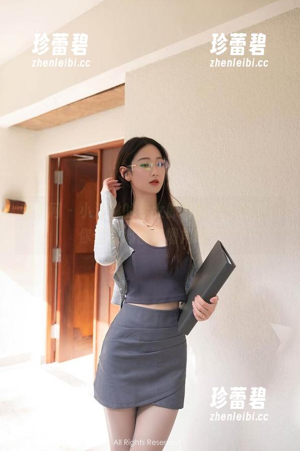 秀人网 - 小沫琳的兔女郎写真集—想问，你们的心都在墙角吗？