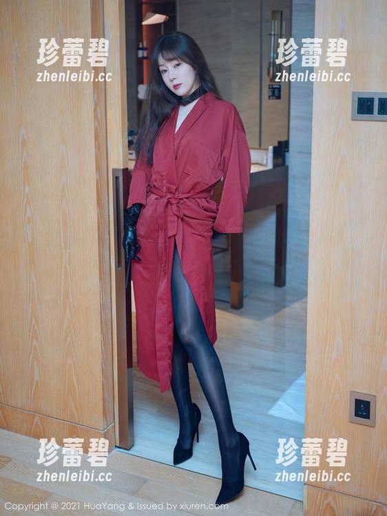 花漾show - 冷静！黄乐然女友写真集，下载需谨慎！