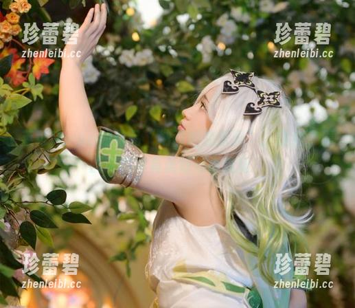 莱可Raika的作品“纳西妲的乐园”，综合了原图中的所有美好与小迷离！