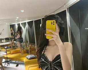 微密圈 – 葛征在线：百褶裙在她身上好像有自己的思想，图片收起你的眼泪吧！