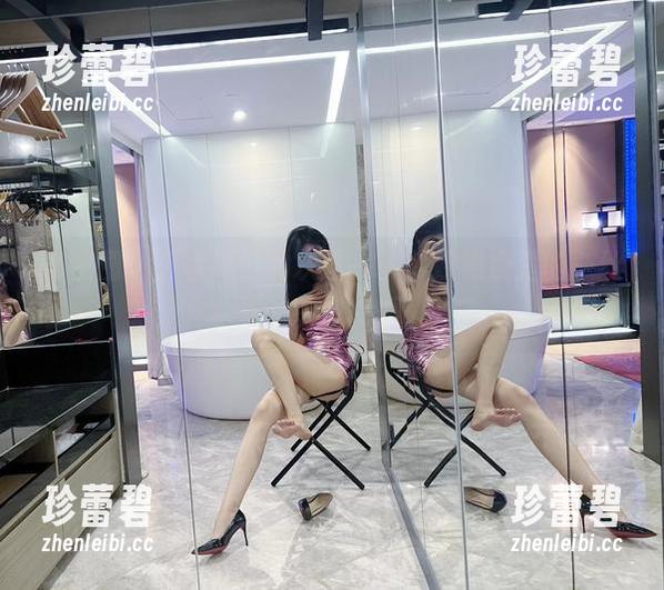 葛征 微密圈 - 分享葛征的灰丝——就像黑夜里的一丝光,给你点亮!