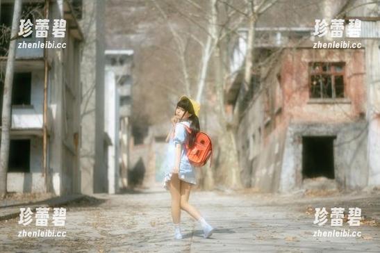 免费获取美图？看蠢沫沫礼服的画风能否让我眼前一亮！