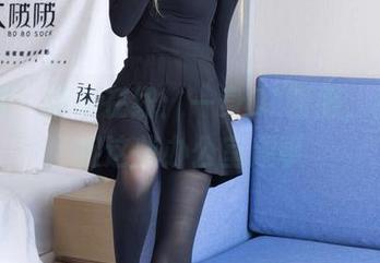 袜啵啵 – 糯米在线：一身OL制服，高清捕捉这些办公室趣事