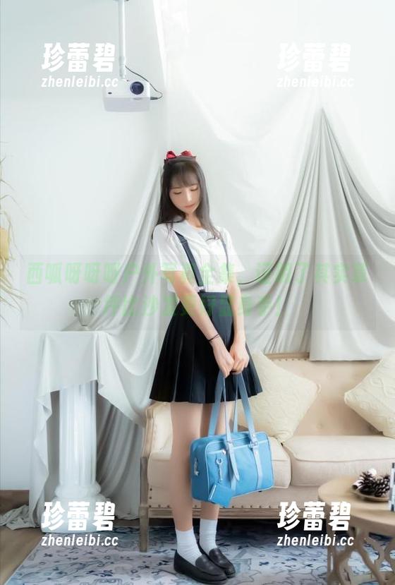 西呱呀呀呀户外写真全集，证明了其实草坪比沙发更好显身手！