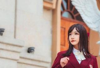 许多鱼鱼鱼的网袜新篇章：最新美图让人心痒痒，接下来我可能得酝酿这波“腿展”了！