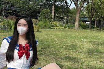 微密圈 – 软妹小九九的300元绝版作品，传说中的朋友圈金探子，有图有真相！