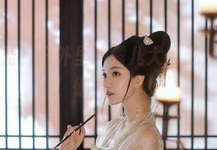 图库新宠，户外里的露儿大魔王，下载吧，懒人最爱！