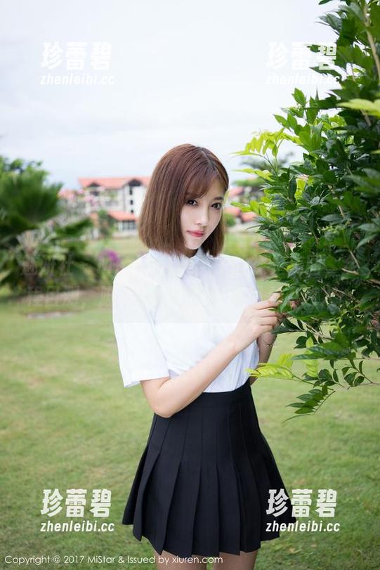 魅妍社 - Mieko林美惠子的裸足美图，全程目测，脚趾间的空气也有那么点迷人。